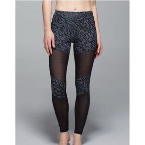 Lululemon Hot to Street Leggings Sz 10